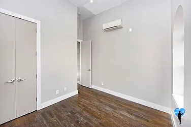 Rented by Next Door Realty NYC