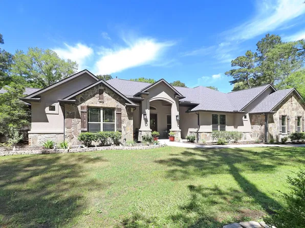 121 Red Hawk Rd, Huntsville, TX 77340