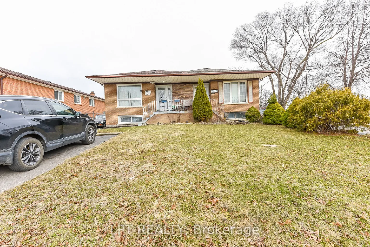 7101 Codlin Ave photo 1