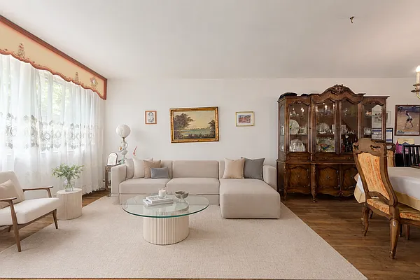 Living room, photo 3