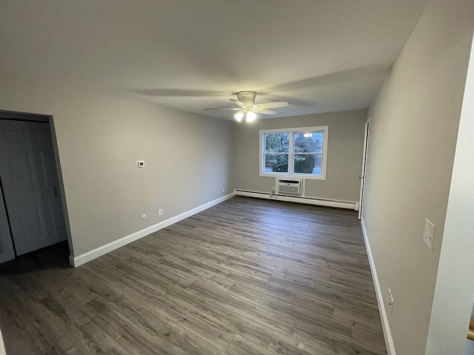 Living Room [Actual unit may vary]