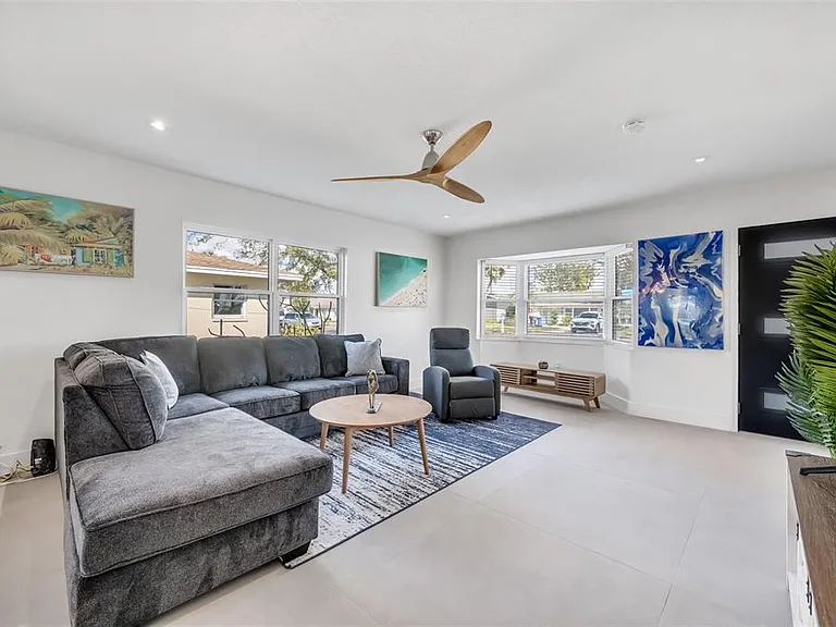 4622 Bay Crest Dr — Photo 10