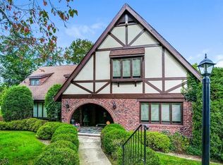 27 Sparta Rd, Short Hills, NJ 07078