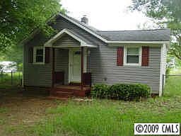 1st image of 302 W Henry St