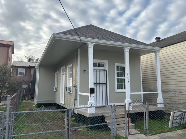 2214 S Robertson St, New Orleans, LA 70113