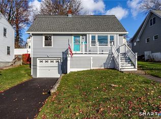 78 Rena Pl, Fairfield, CT 06825