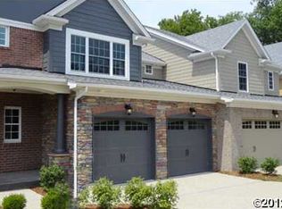 10218 Dorsey Pointe Cir, Louisville, KY 40223