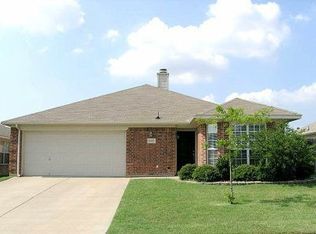1113 Parkview Trl, Kennedale, TX 76060