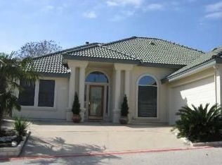 136 Cross Crk #15, Lakeway, TX 78734