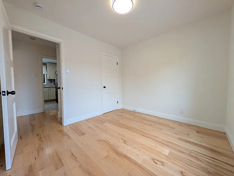 1064 Gilman Dr — Photo 10