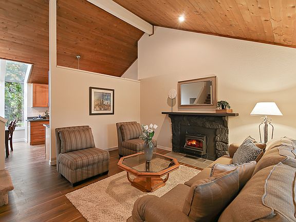 3rd image of 505 Janet Ave NE