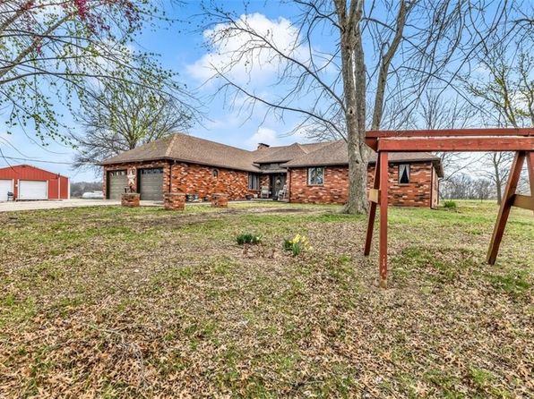 14589 NE County Road 2763, Adrian, MO 64720
