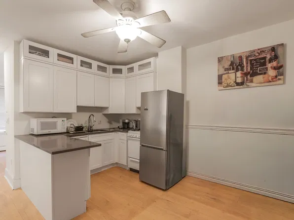 22 Irving St APT 2, Boston, MA 02114