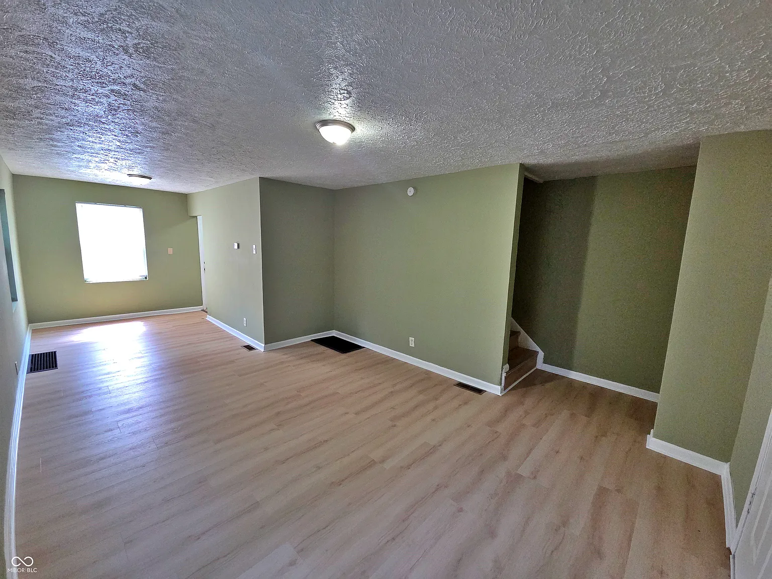2 bed, 1.0 bath, 1728 sqft, $950 — Photo 4