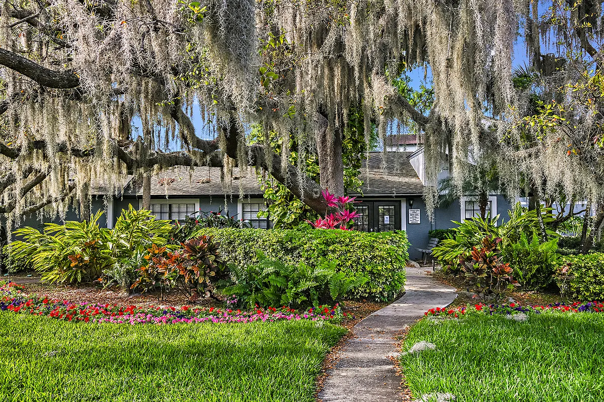 Building Photo - Brookside Manor Apartments