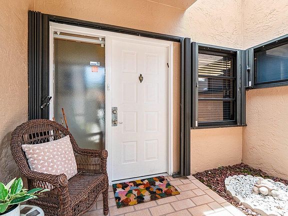 5th image of 8286 Springlake Drive