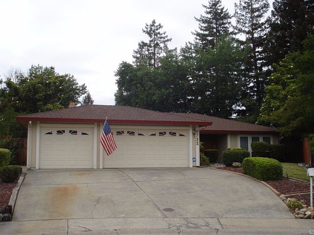 1st image of 6732 Canoe Birch Ct