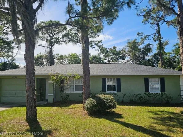 4251 Whiting Dr, Sebring, FL 33870