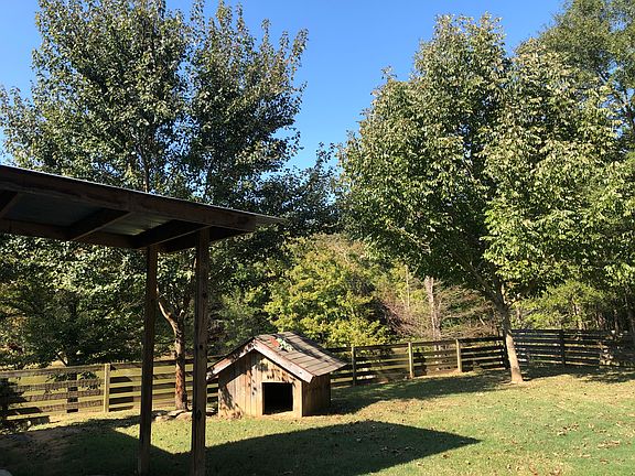 Dog yard