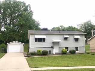 1626 Butterfield Rd, Dubuque, IA 52001