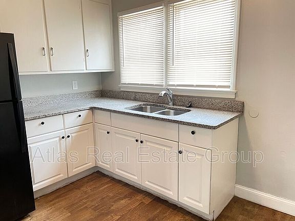2nd image of 805 S Logan Ave Unit 103