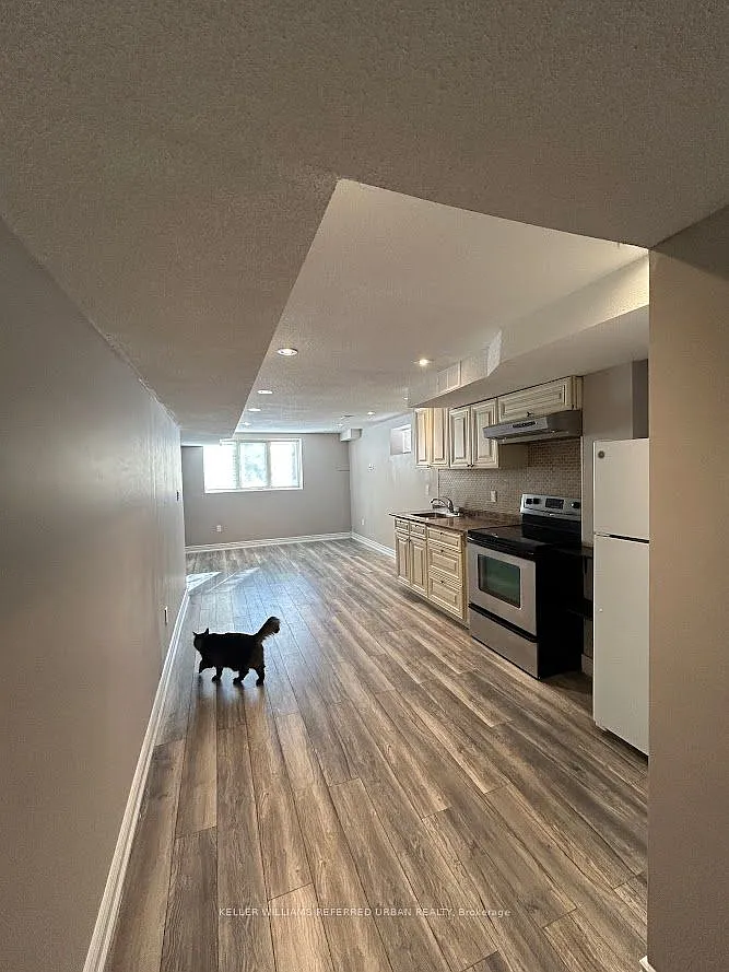 Building Photo - 43 Littleriver Ct #LOWER