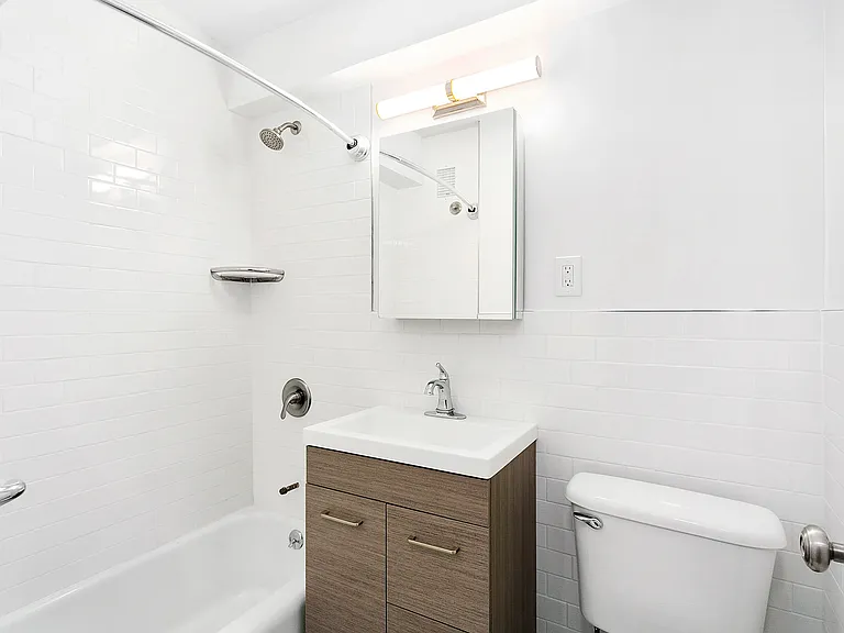 77 E 12th St #6G — Photo 4