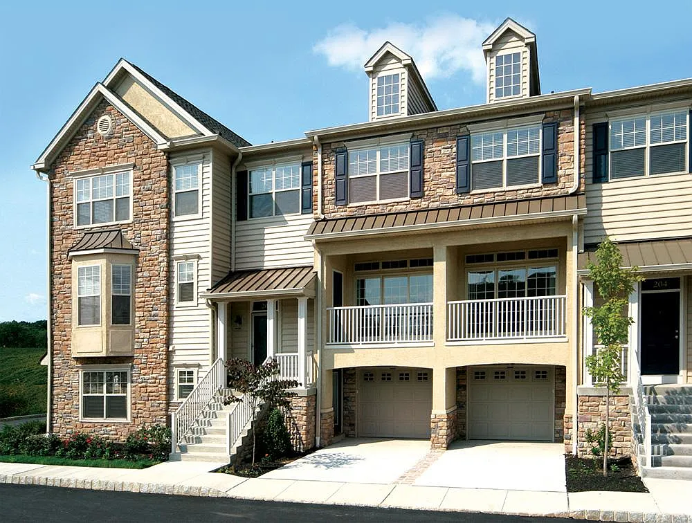 Heritage Pointe Townhome Rentals — Photo 4