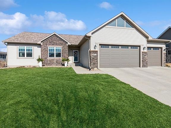 2nd image of 2811 Weston Dr