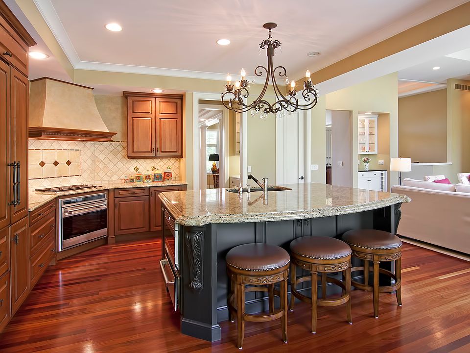 Kitchen with upgrades galore