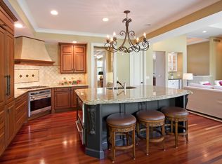 17999 Turtle Point, Eden Prairie, MN 55347