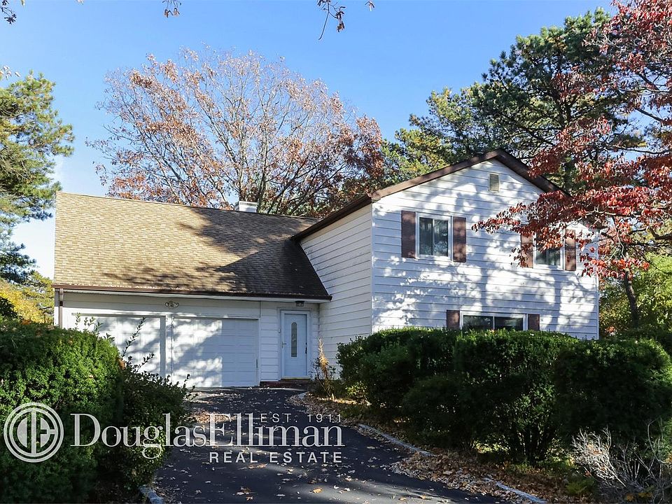 1st image of 27 Crooked Pine Dr