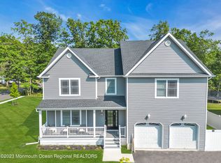 9 Sander Way, Bayville, NJ 08721