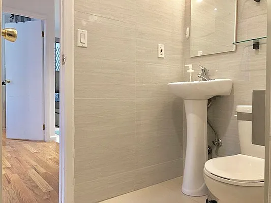 Rented by Matthew Gros-Werter, LREB  | media 61