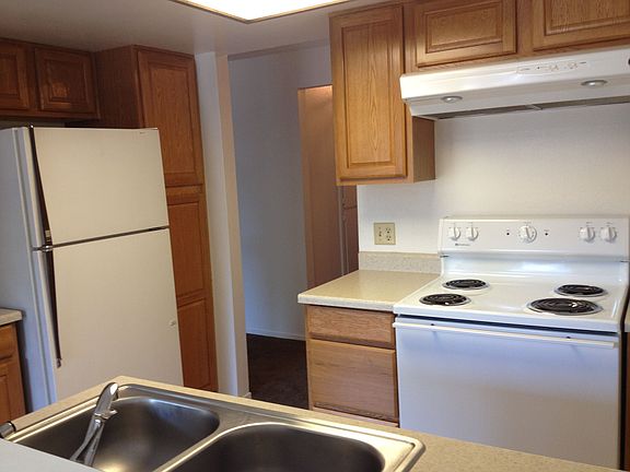 4th image of 943 Fulton Ave APT 514