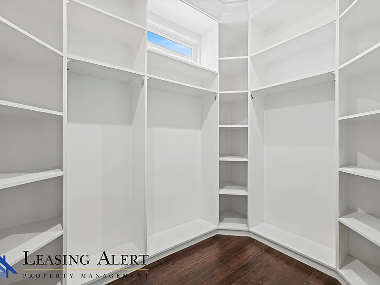 5012 Gerald Ave — Photo 44