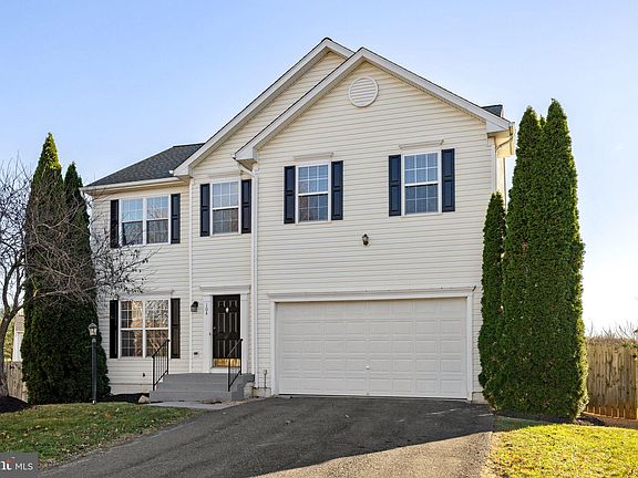 2nd image of 104 Whistler Ct