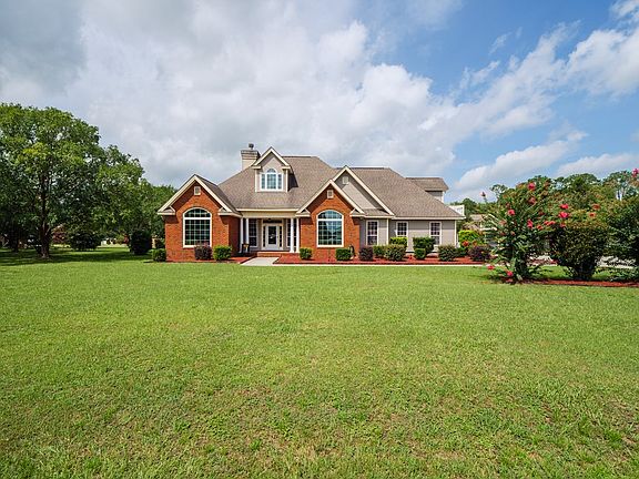 2nd image of 605 Plantation Dr