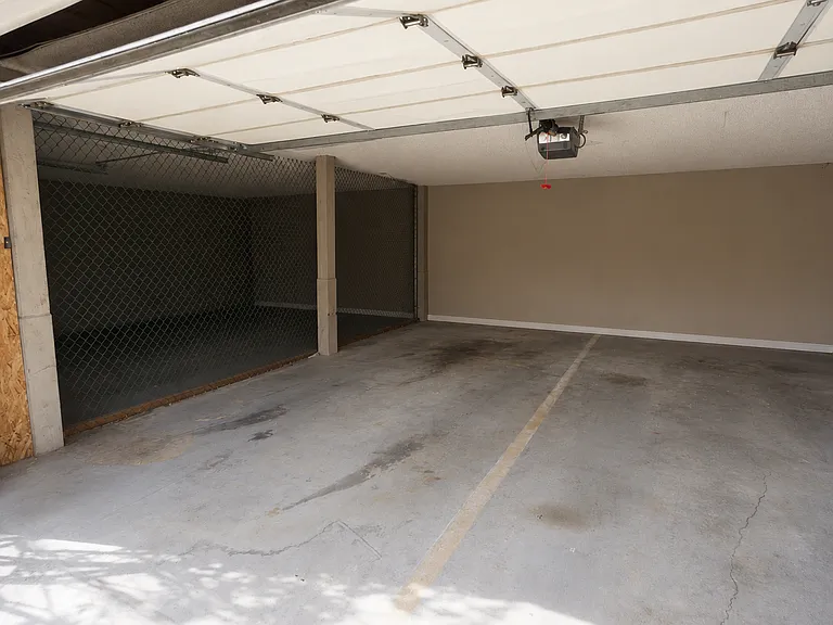 1752 Linwood St #G — Photo 12