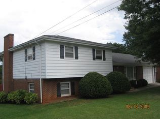 4511 Florist Rd NW, Roanoke, VA 24012