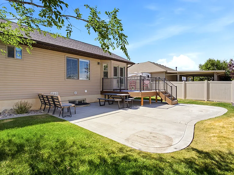 5742 S 4525 W — Photo 29