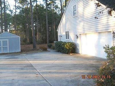 2nd image of 6 Fairway Dr SW