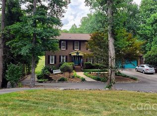 3110 Ninth Tee Dr, Newton, NC 28658