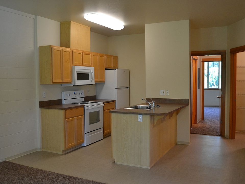 1st image of 1933 Garden Ave APT 1