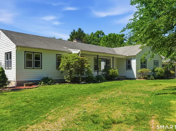 965 West River Street, Milford, CT 06461
