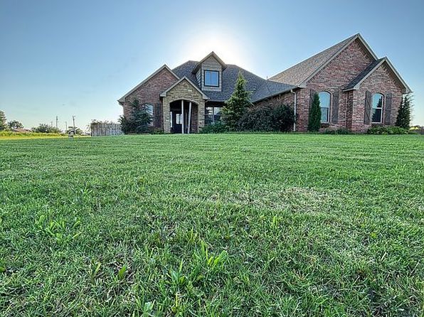 2957 Farm Dr