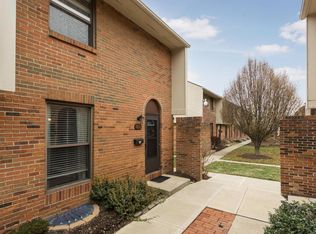 1802 Willoway Cir S, Columbus, OH 43220