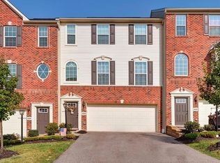 324 Maple Ridge Dr, Canonsburg, PA 15317