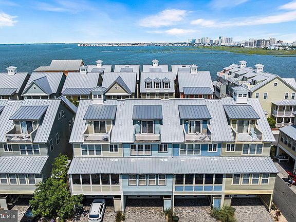 4th image of 35 Seaside Dr