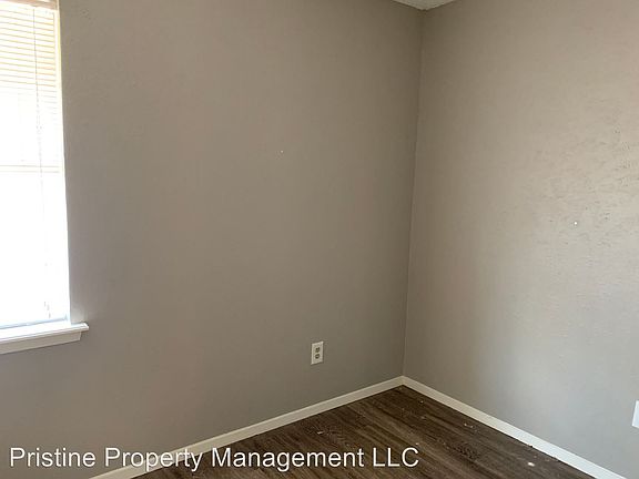 5th image of 3735 Kriss Dr APT 14